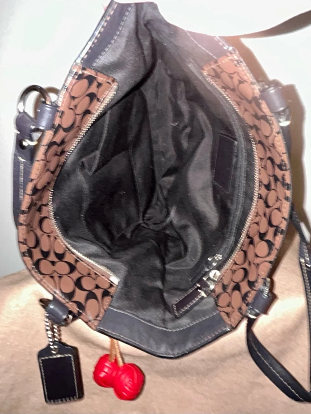 Coach Chelsea Heritage Stripe Signature Tote. Mint Condition